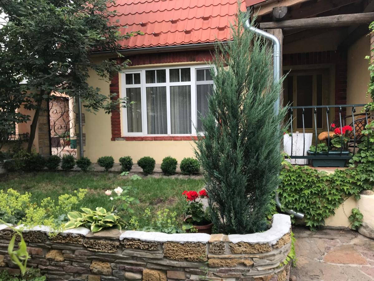 Flower Street Свитяз Екстериор снимка